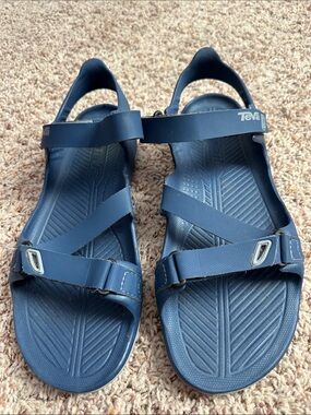 Men’s sandals